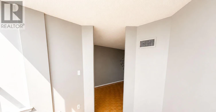 1201-1625 Pickering Parkway, Pickering, ON, L1V 6Z6 - 18