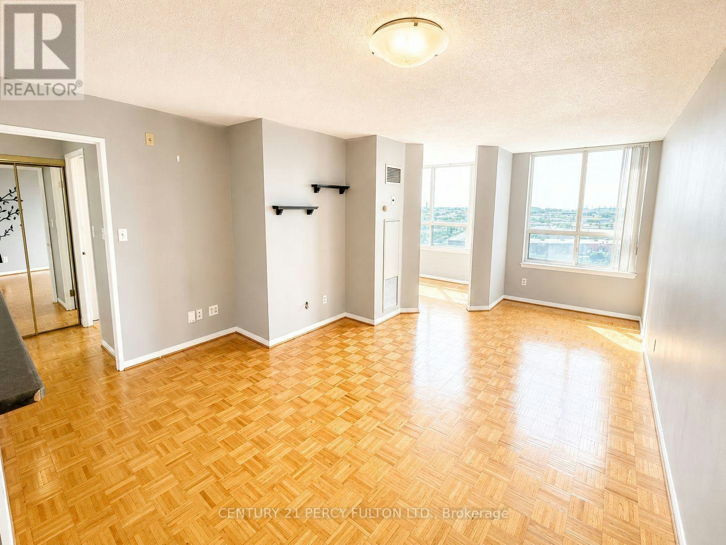 1201-1625 Pickering Parkway, Pickering, ON, L1V 6Z6 - 8