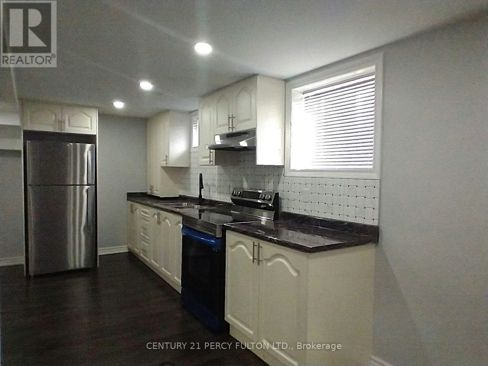 401 Anderson Street, Whitby, ON, L1N 3V8 - 4