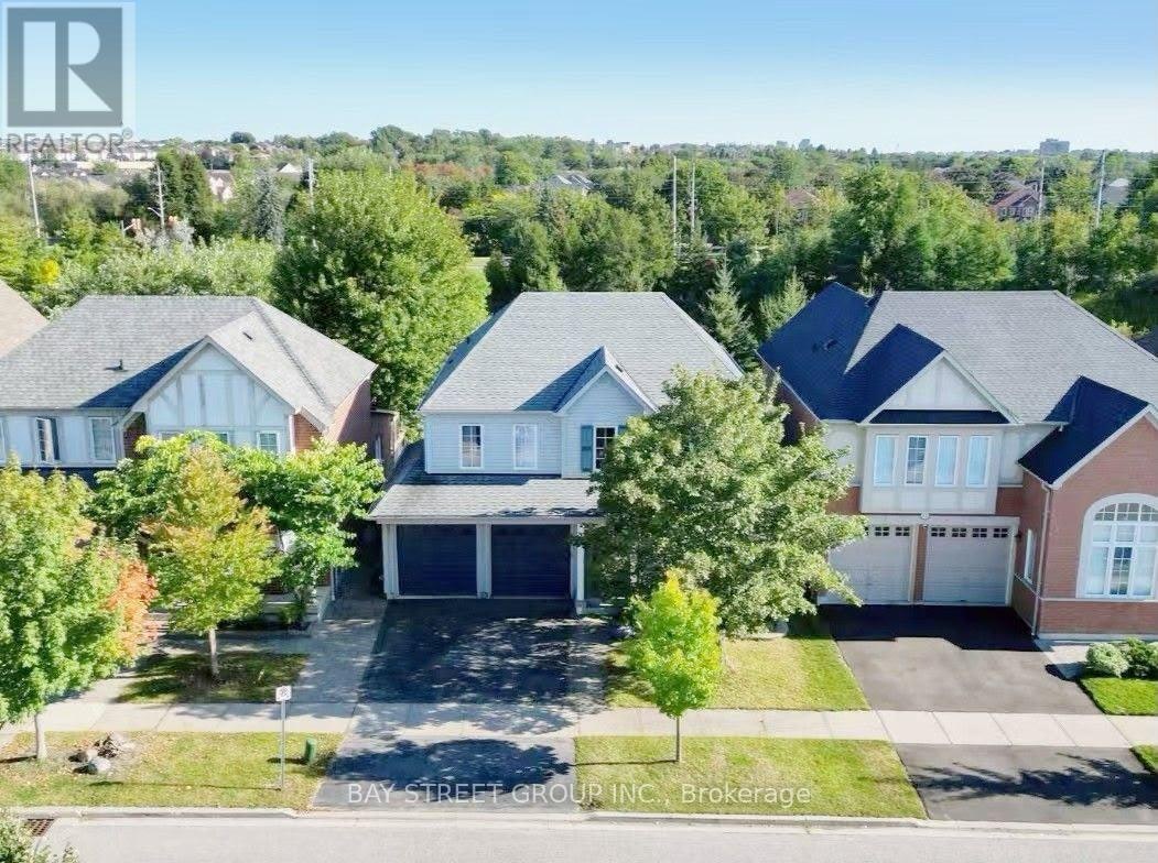17 Bradbury Crescent, Ajax, ON, L1T 4H5 - 2