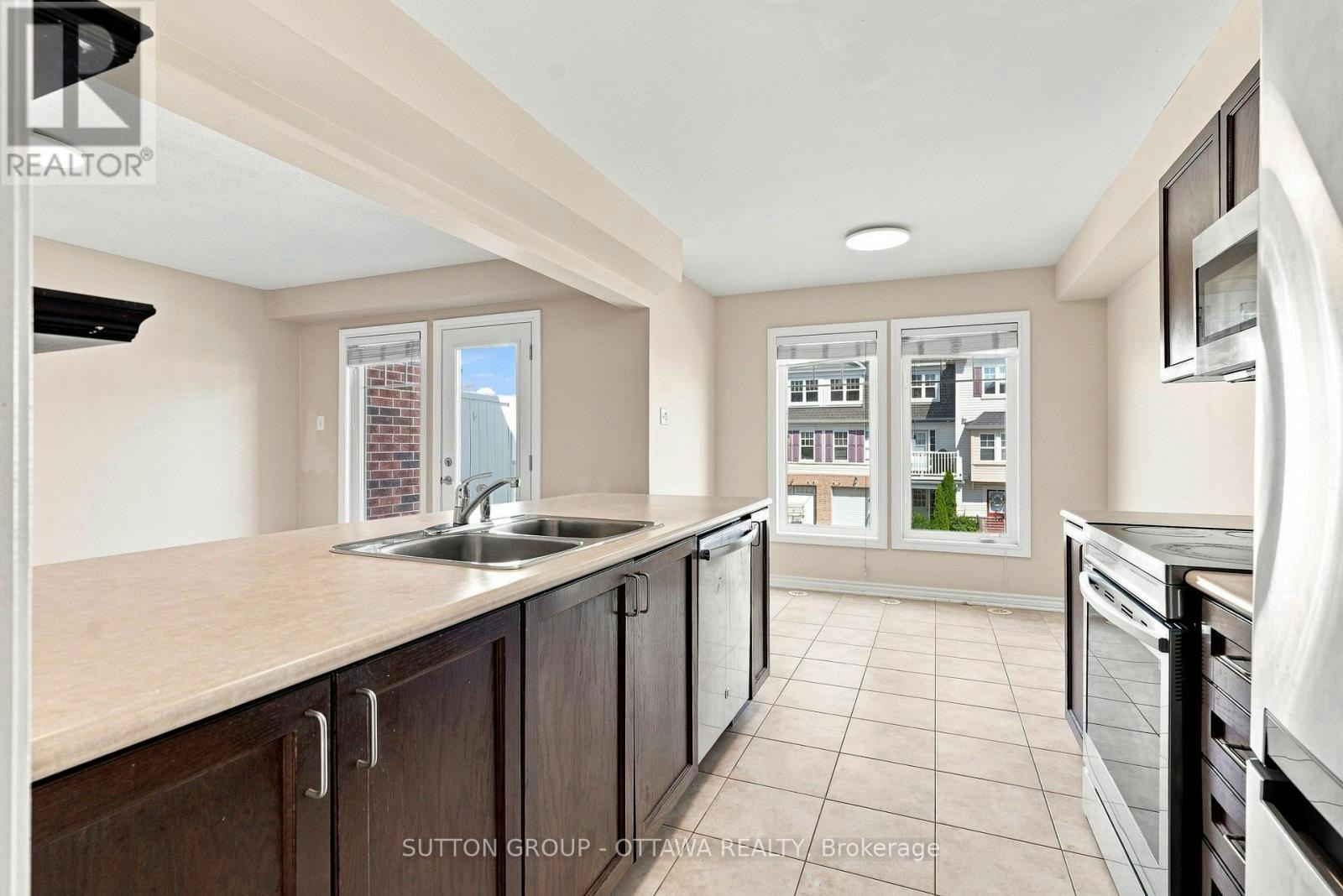 2621 Baynes Sound Way, Ottawa, ON, K2J 0X2 - 5