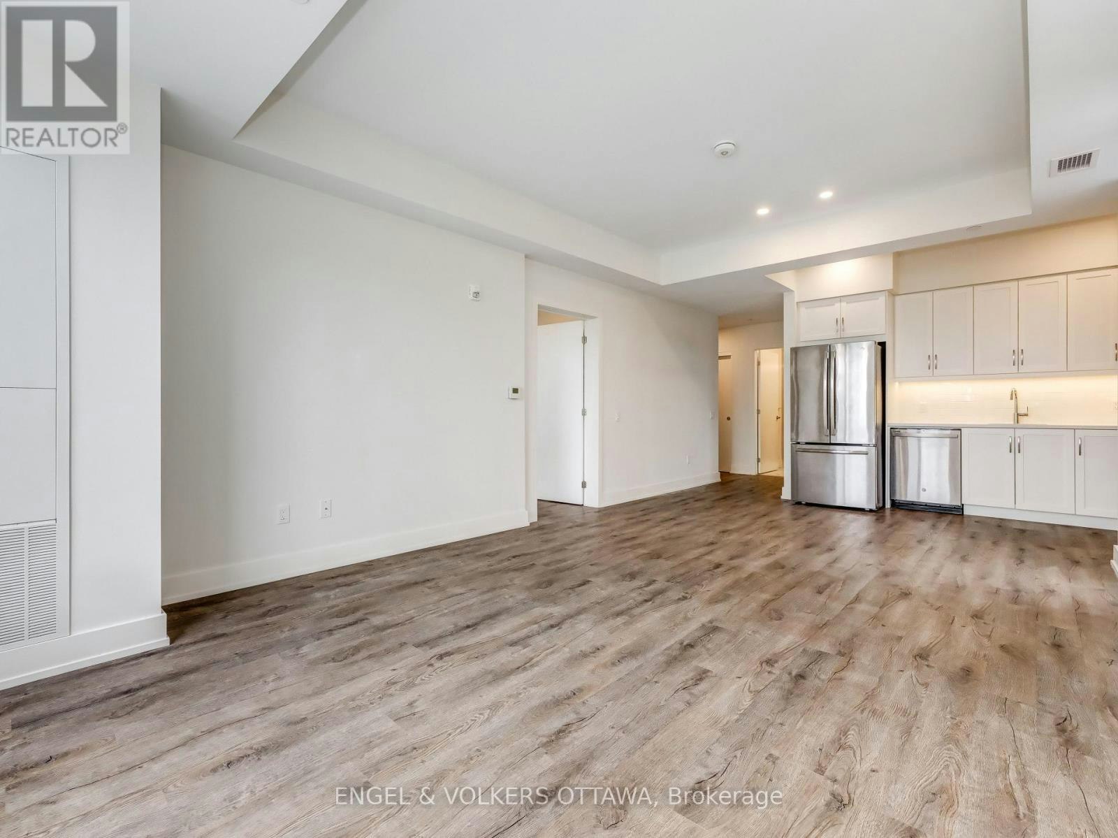 107-280 Crichton Street, Ottawa, ON, K1M 1W4 - 11