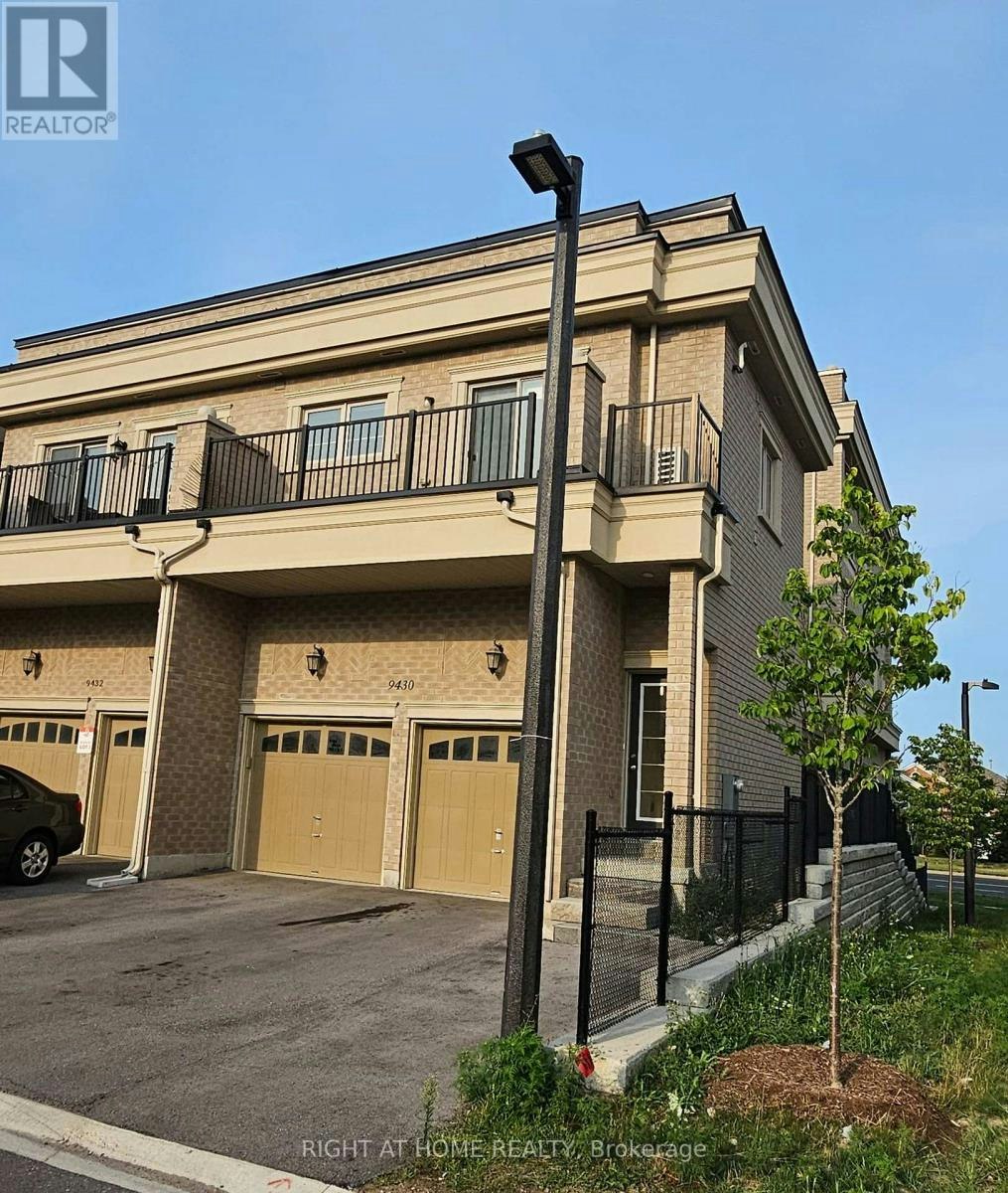 UPPER-9430 Bayview Avenue, Richmond Hill, ON, L4C 5G9