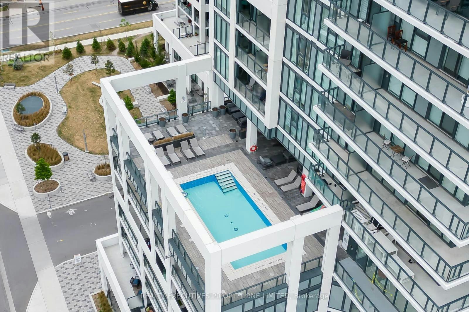 707-9000 Jane Street, Vaughan, ON, L4K 0M6 - 2