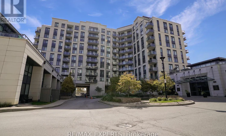 208-24 Woodstream Boulevard
