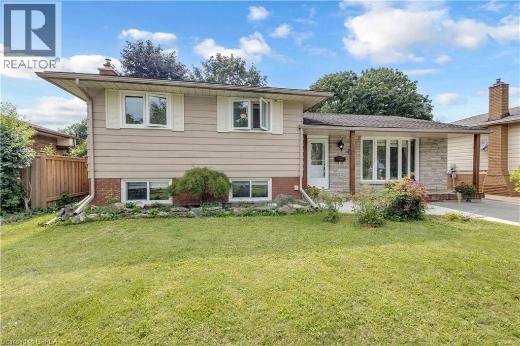 92 Brier Park Road, Brantford, ON, N3R 5T4