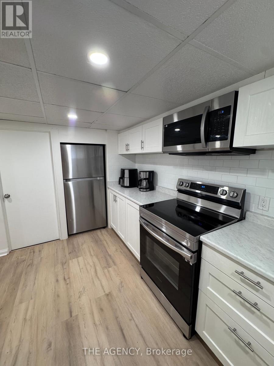 BASEMENT-26 Beaverbrook Avenue, Toronto, ON, M9B 2M9 - 5