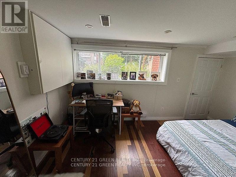 LOWER-28 Jellicoe Avenue, Toronto, ON, M8W 1W1 - 5