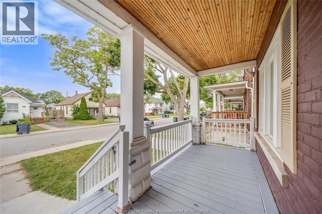 392 Curry Avenue, Windsor, ON, N9B 2B7 - 4
