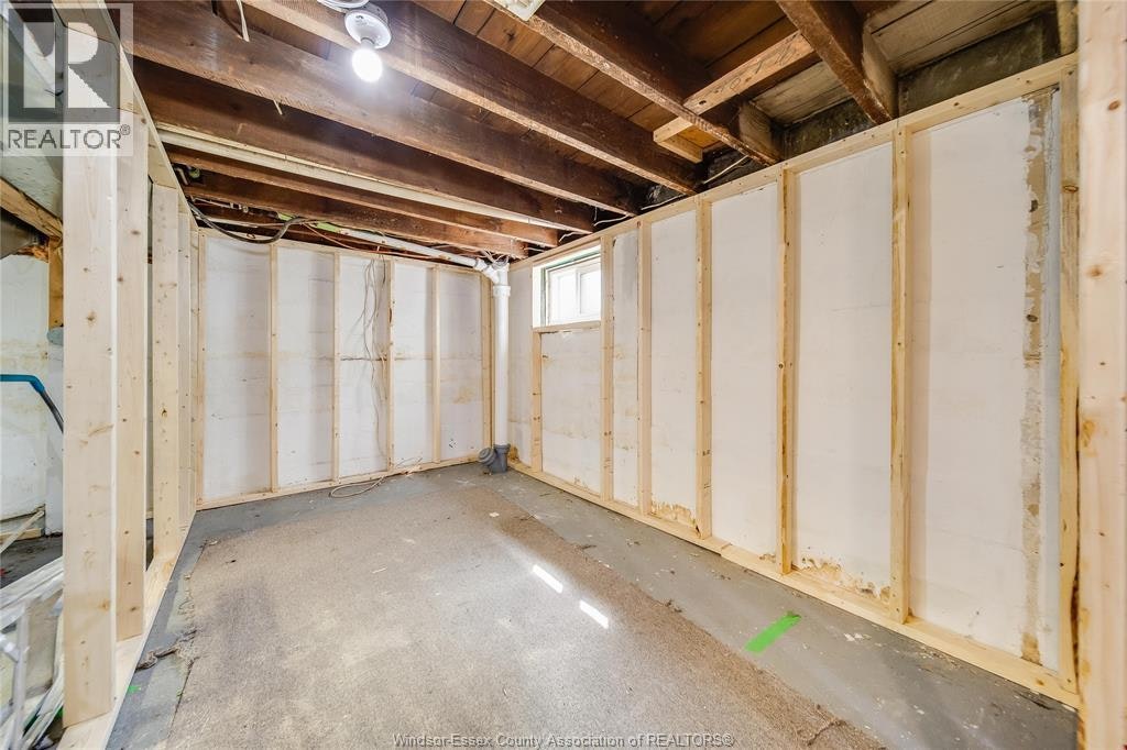392 Curry Avenue, Windsor, ON, N9B 2B7 - 39