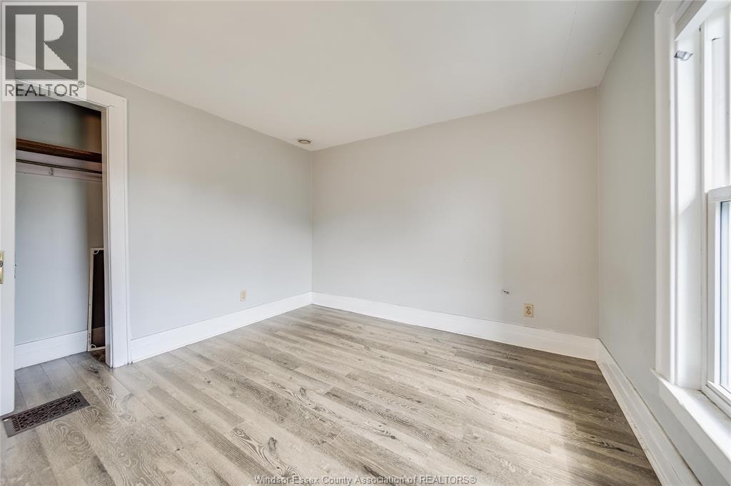 392 Curry Avenue, Windsor, ON, N9B 2B7 - 28