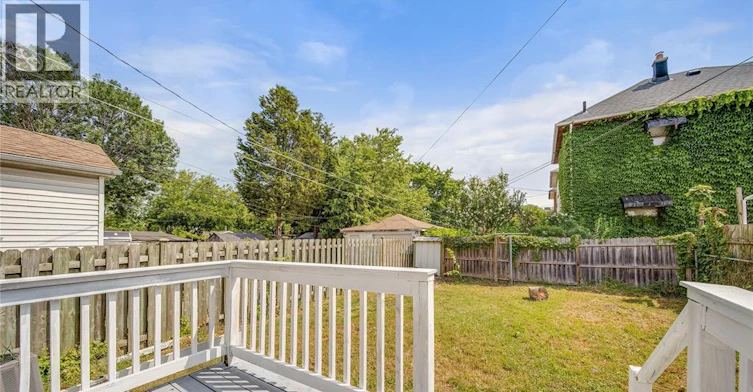 392 Curry Avenue, Windsor, ON, N9B 2B7 - 42