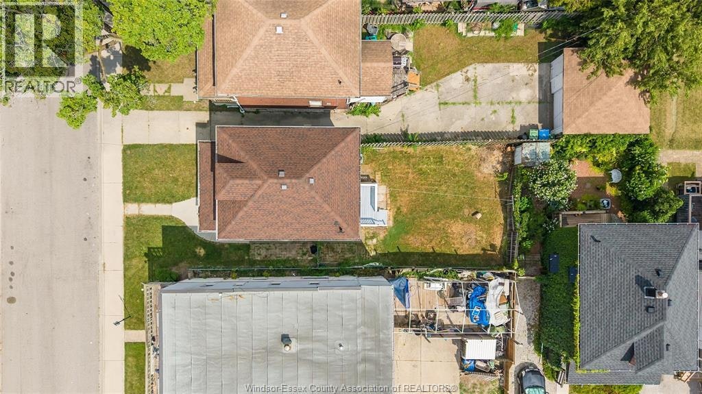 392 Curry Avenue, Windsor, ON, N9B 2B7 - 48