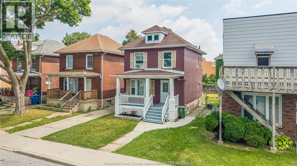 392 Curry Avenue, Windsor, ON, N9B 2B7 - 2