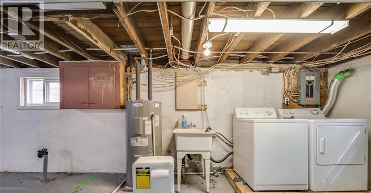392 Curry Avenue, Windsor, ON, N9B 2B7 - 37