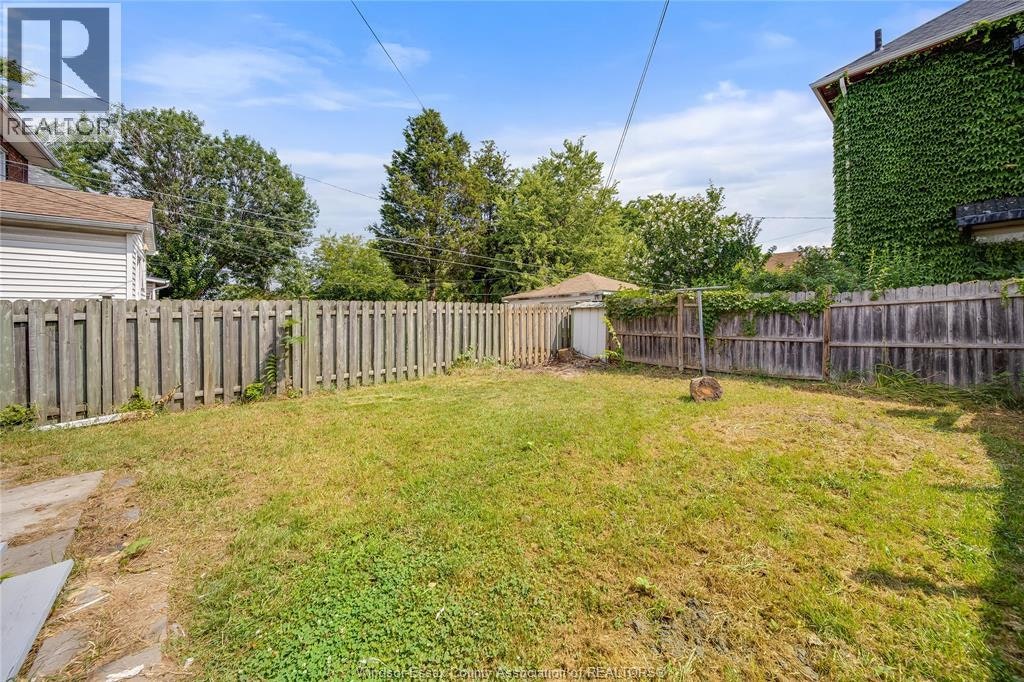 392 Curry Avenue, Windsor, ON, N9B 2B7 - 45