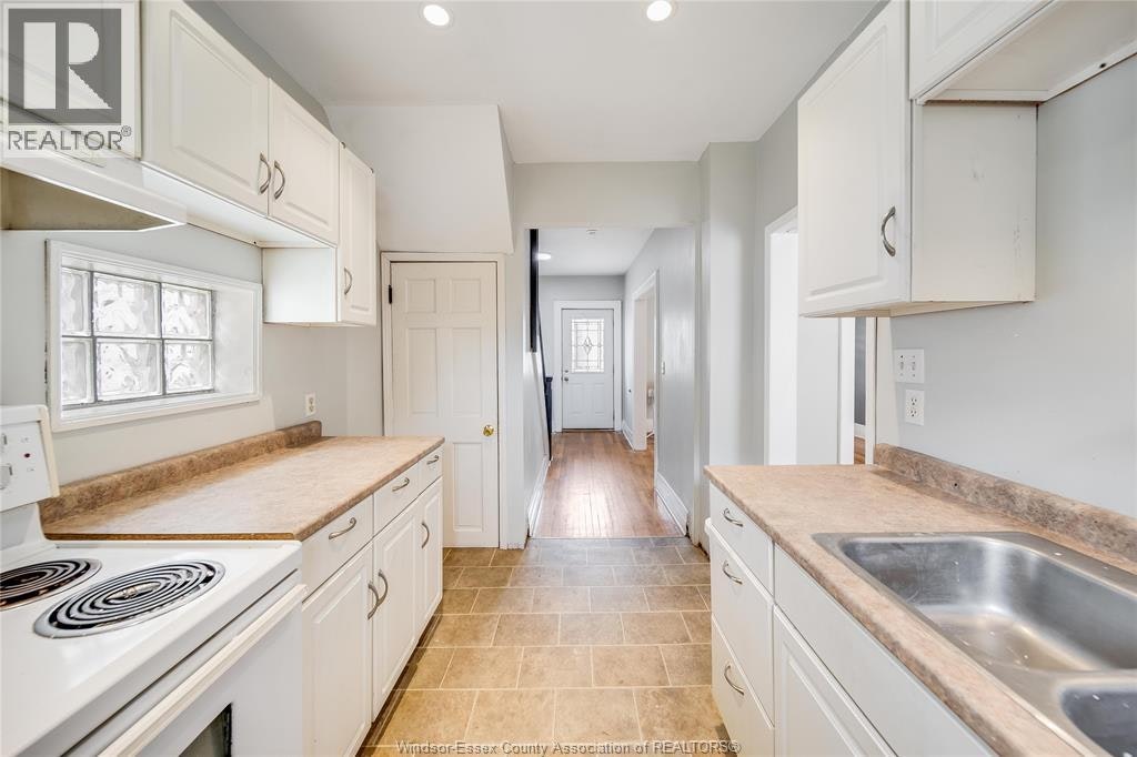 392 Curry Avenue, Windsor, ON, N9B 2B7 - 16