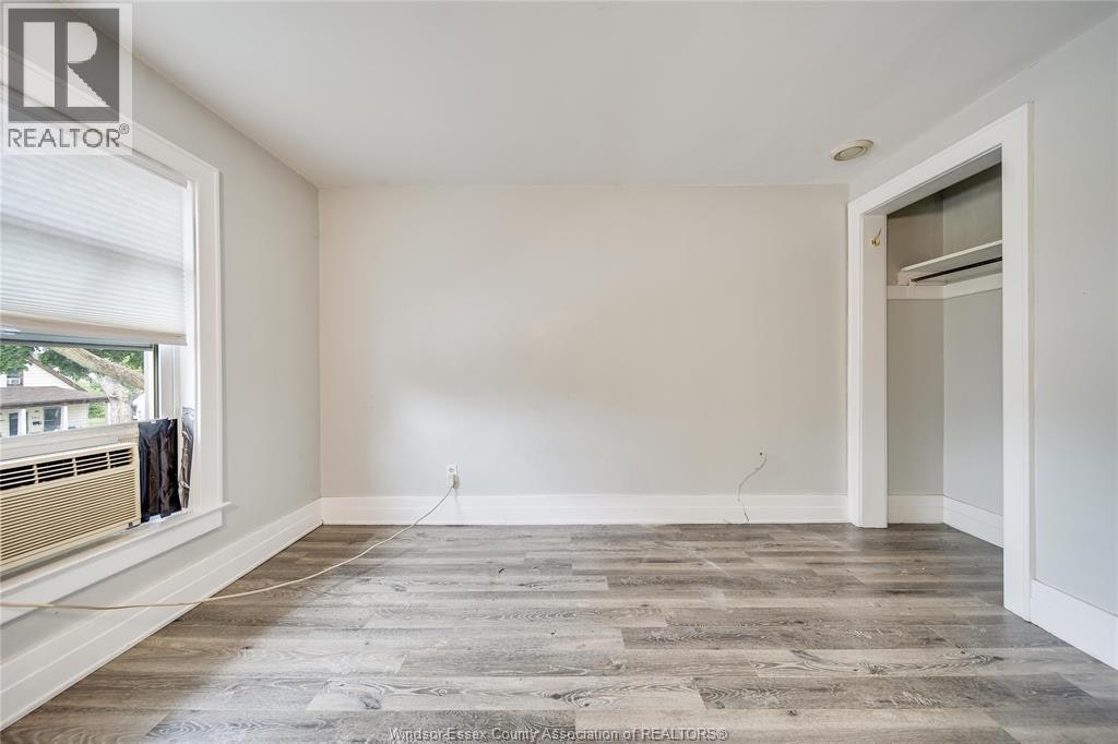 392 Curry Avenue, Windsor, ON, N9B 2B7 - 32