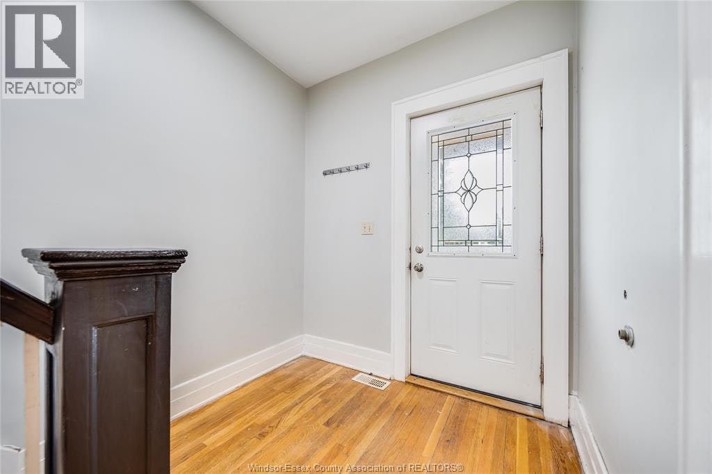392 Curry Avenue, Windsor, ON, N9B 2B7 - 5