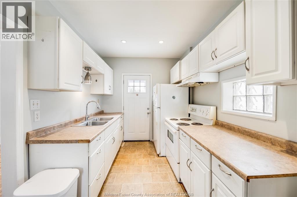 392 Curry Avenue, Windsor, ON, N9B 2B7 - 13