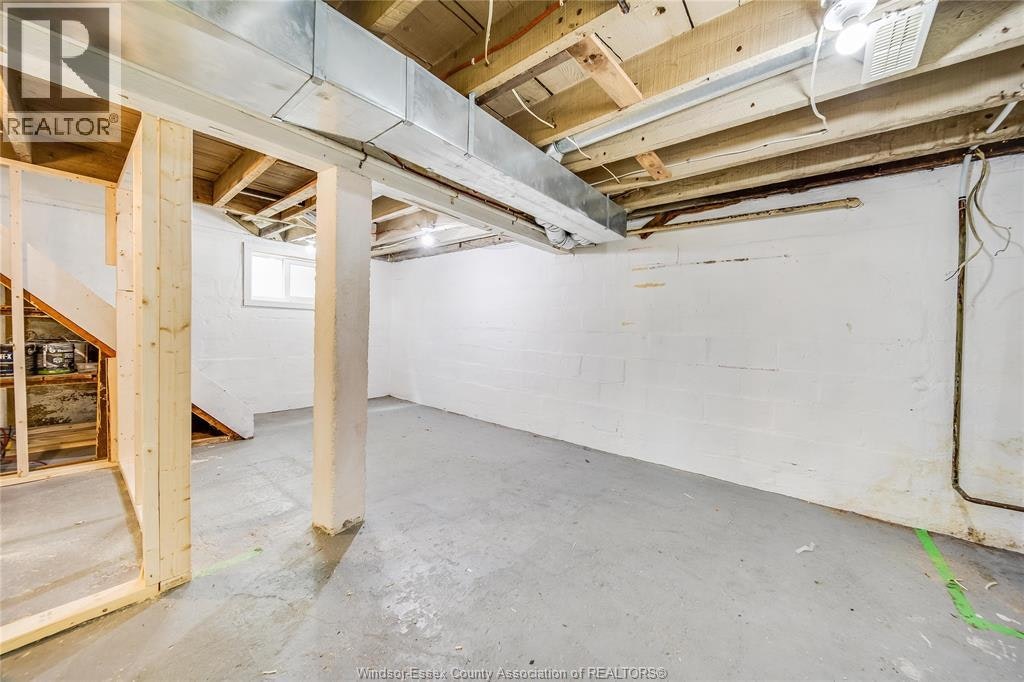 392 Curry Avenue, Windsor, ON, N9B 2B7 - 35