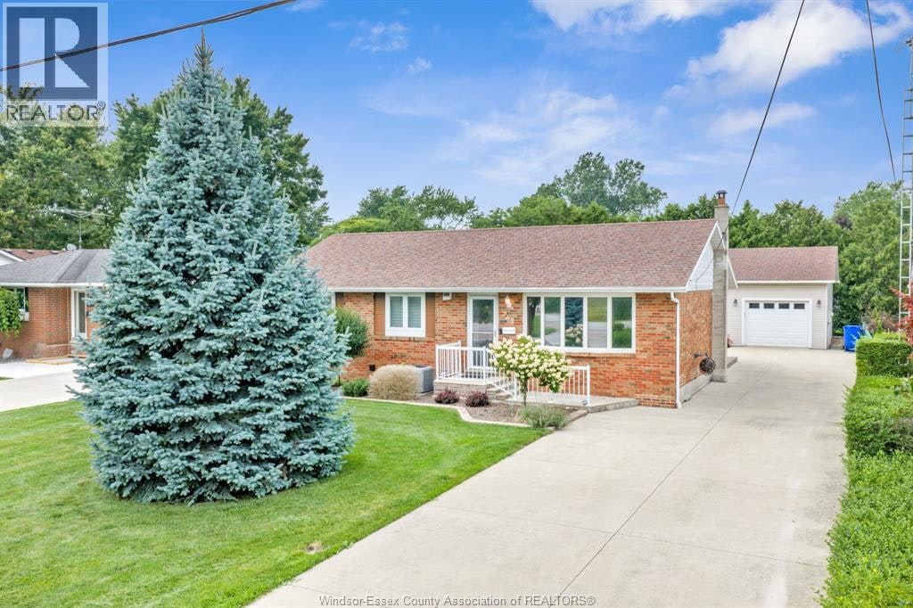 265 Fairview Avenue East, Essex, ON, N9M 2R4