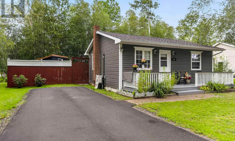 130 Sunset Crescent