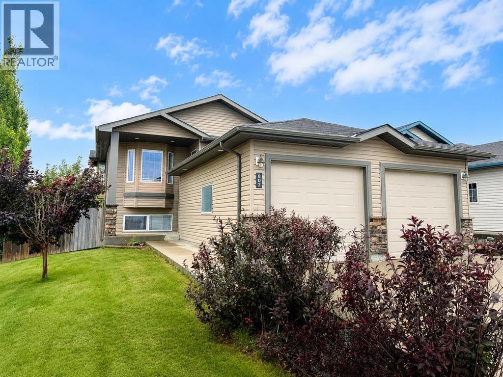 802 Aberdeen Place W, Lethbridge, AB, T1J 0N1