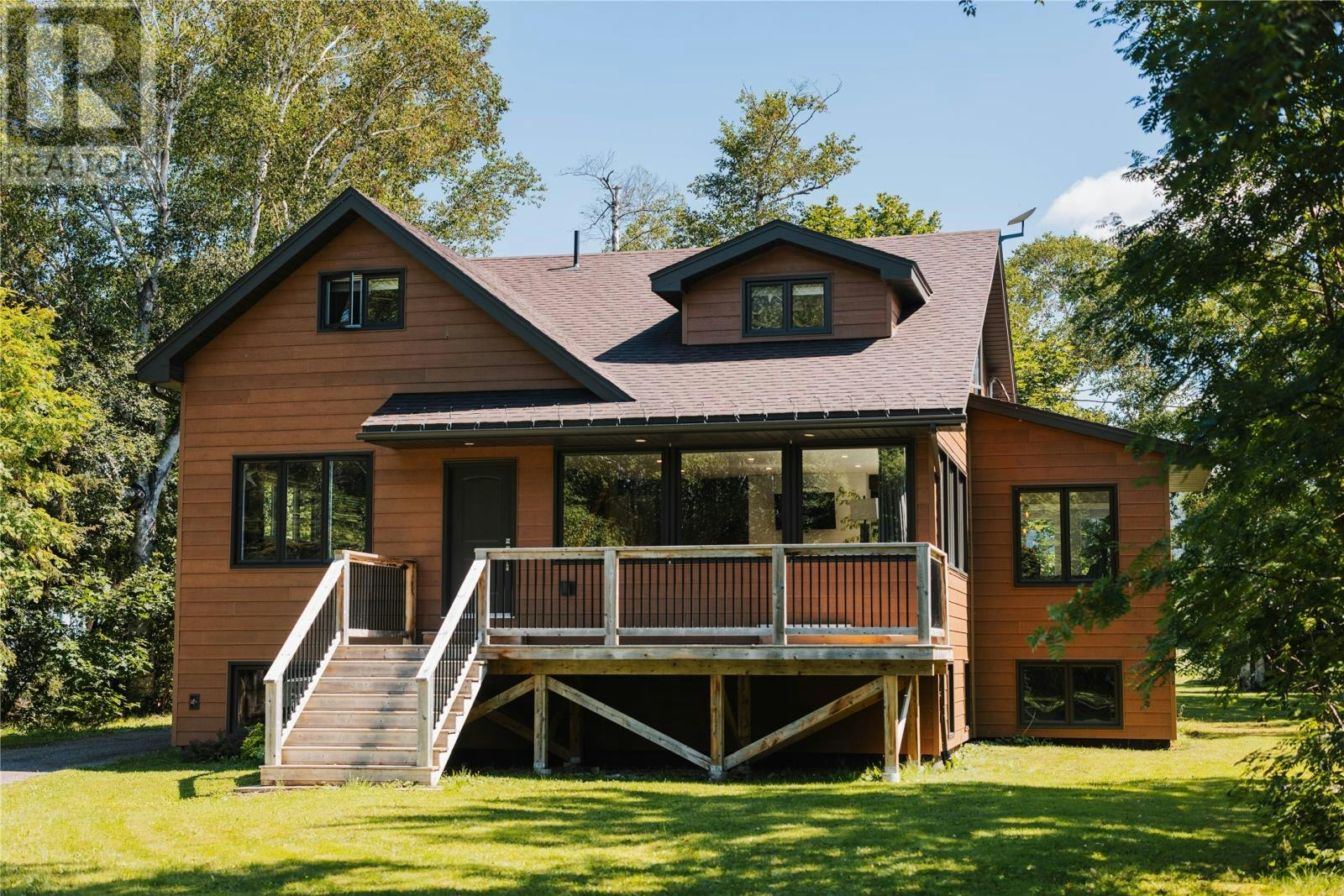 136 Main Street, Pasadena, NL, A0L 1K0