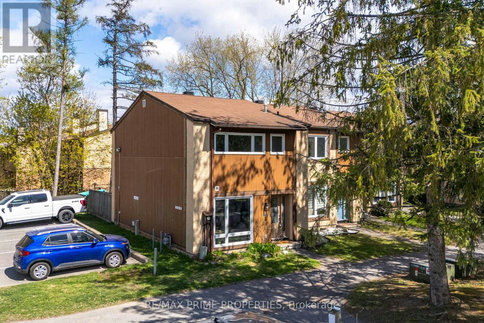 22-3691 Albion Road, Ottawa, ON, K1T 1P2