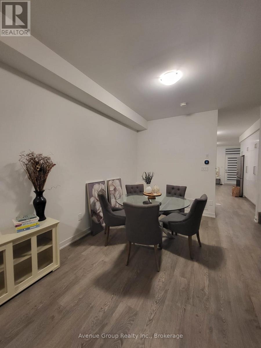 60 Hooyo Terrace, Toronto, ON, M6A 0E2 - 8