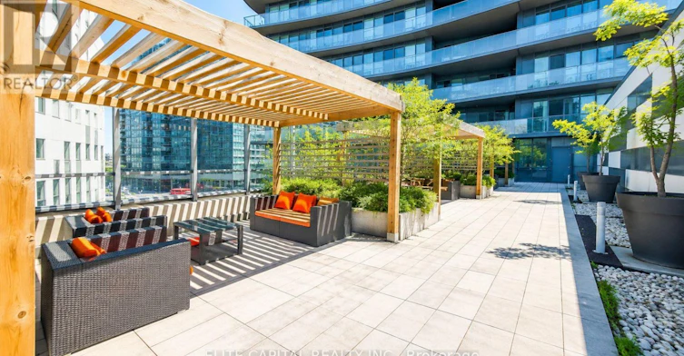 628-20 Bruyeres Mews, Toronto, ON, M5V 0G8 - 9