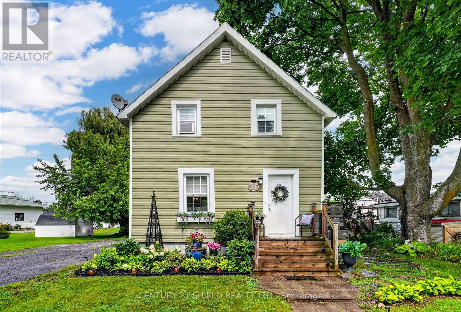 22 Wales Drive, South Stormont, ON, K0C 1M0