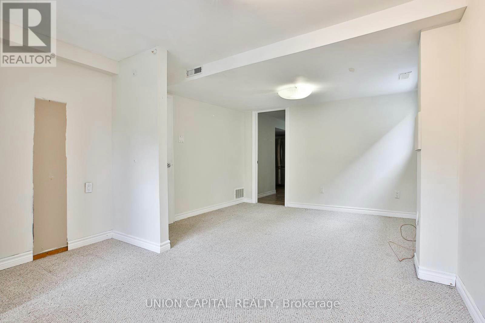 LOWER-50 Wichey Road, Toronto, ON, M1C 2H9 - 7