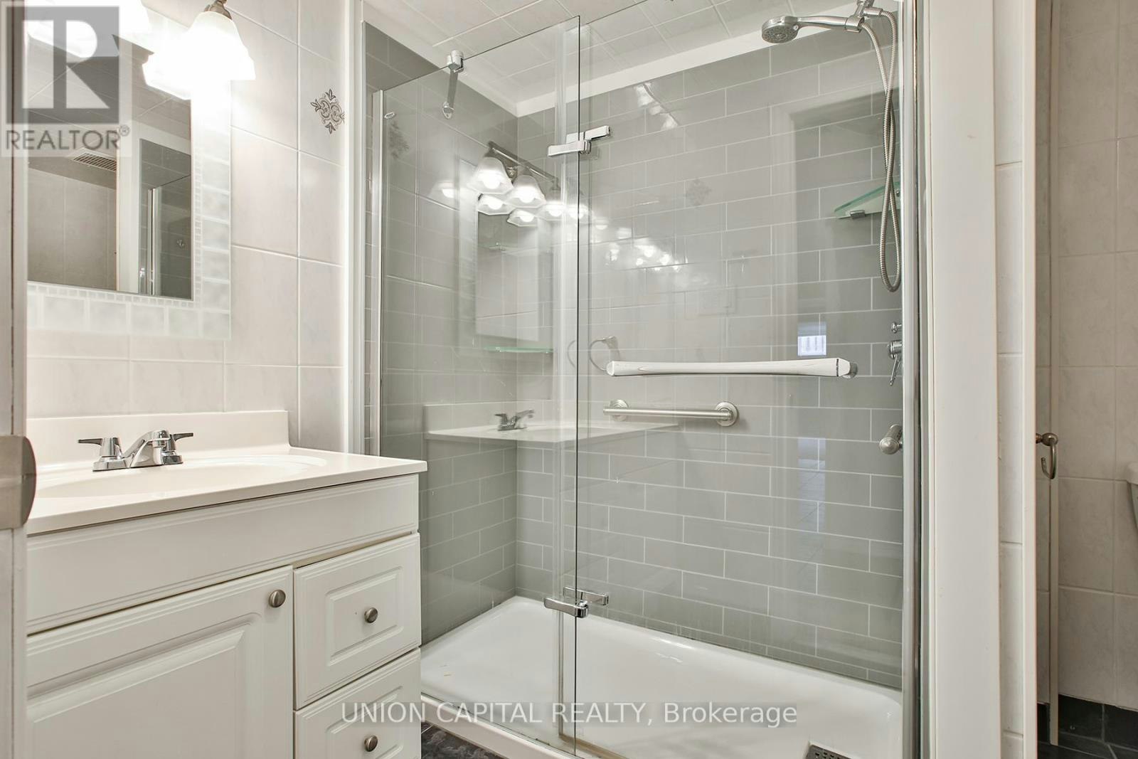 LOWER-50 Wichey Road, Toronto, ON, M1C 2H9 - 8