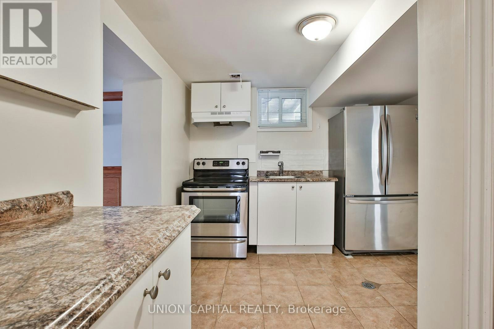 LOWER-50 Wichey Road, Toronto, ON, M1C 2H9 - 2