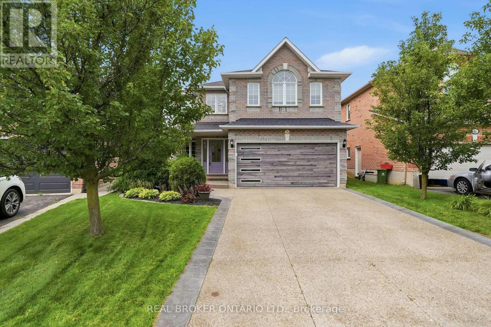 34 Keewaydin Street, Hamilton, ON, L0R 2H6