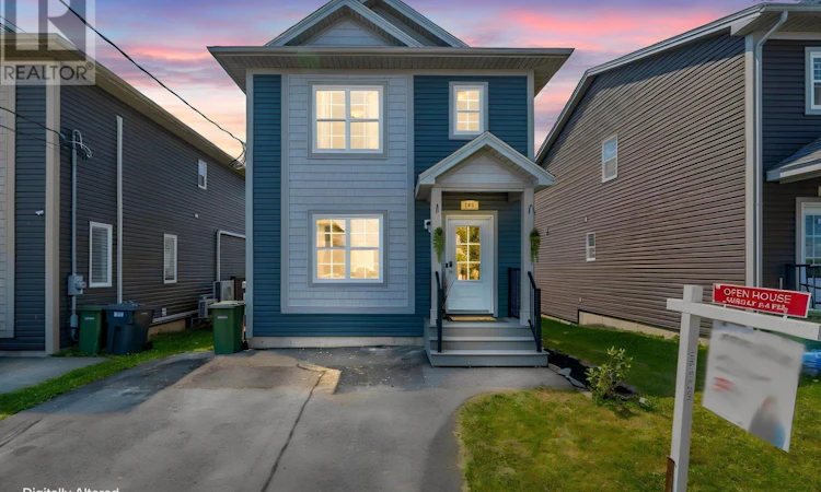 151 Mica Crescent Crescent