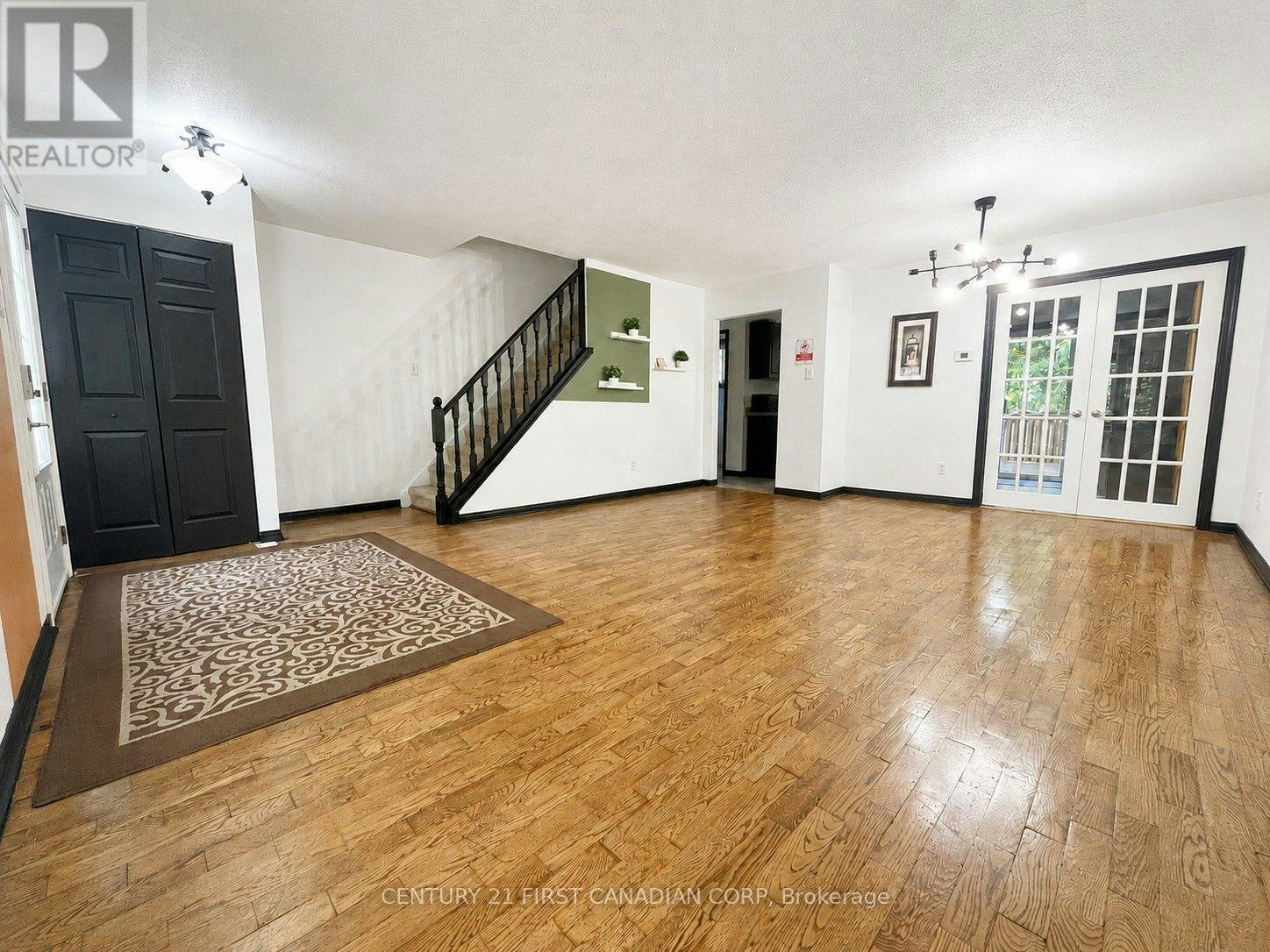 124 Ardsley Crescent, London, ON, N6G 3W7 - 2