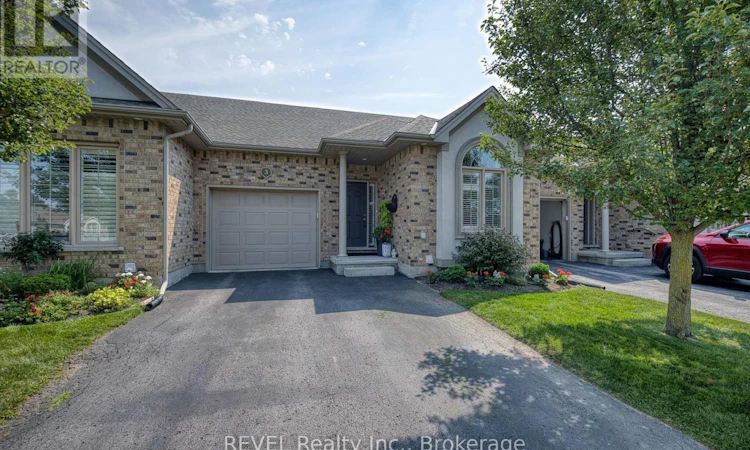 3-4399 Montrose Road