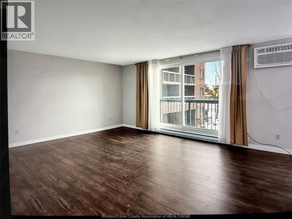 211-3936 Wyandotte, Windsor, ON, N8Y 4V1 - 3