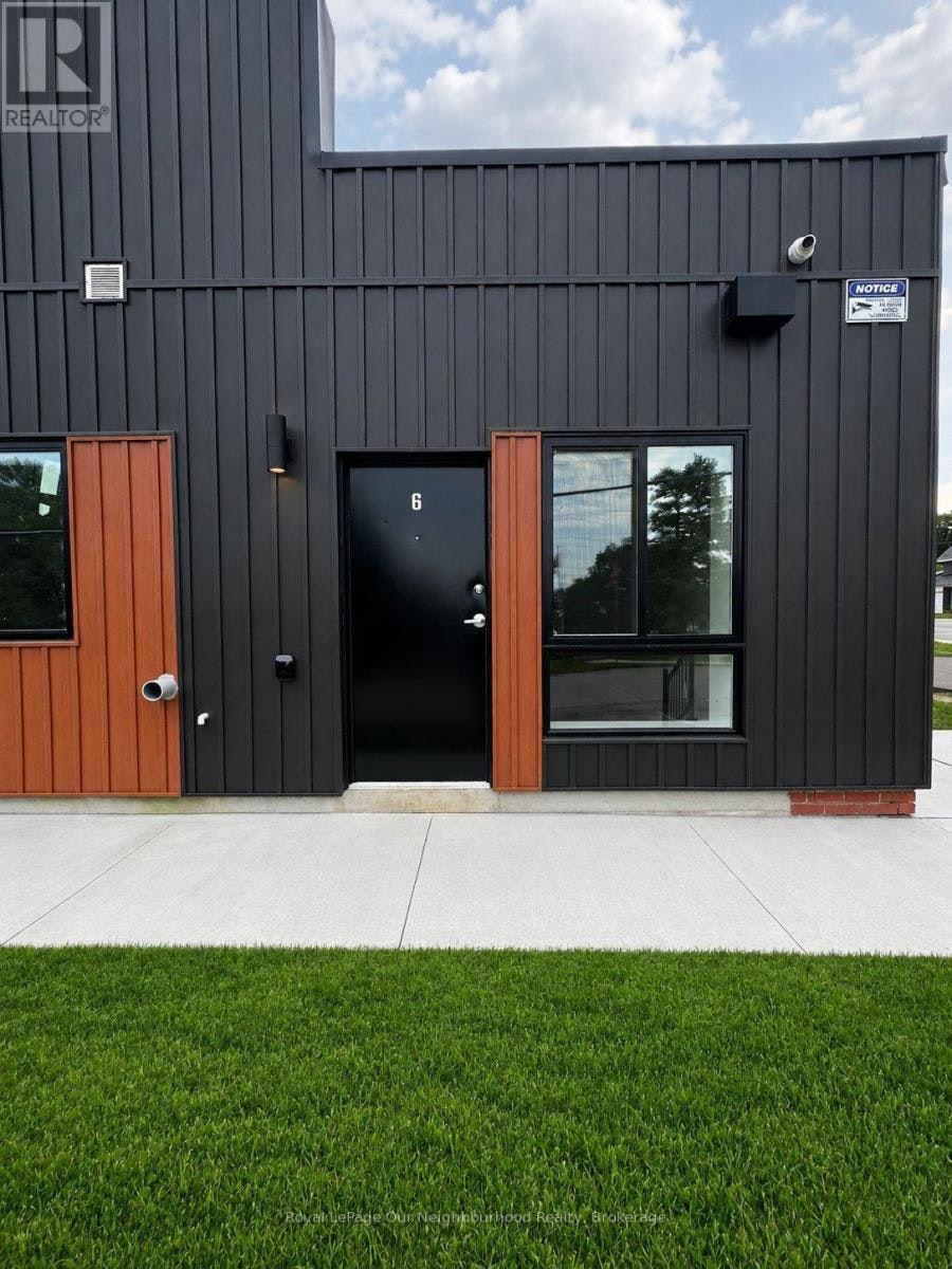 6-199 Pine Street, Tay, ON, L0K 2C0