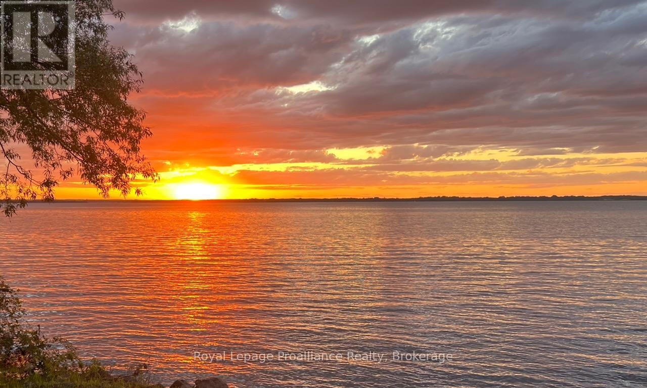906 Big Island Road N, Prince Edward County, ON, K0K 1W0