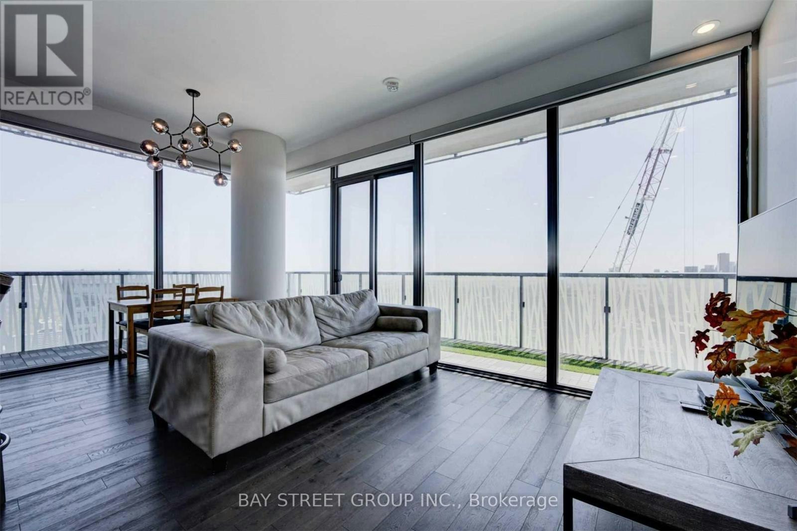 LPH5202-50 Charles Street E, Toronto, ON, M4Y 1T1 - 9