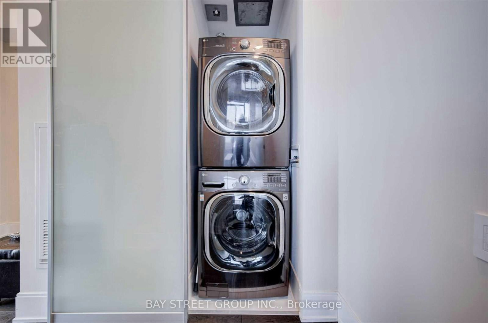 LPH5202-50 Charles Street E, Toronto, ON, M4Y 1T1 - 25