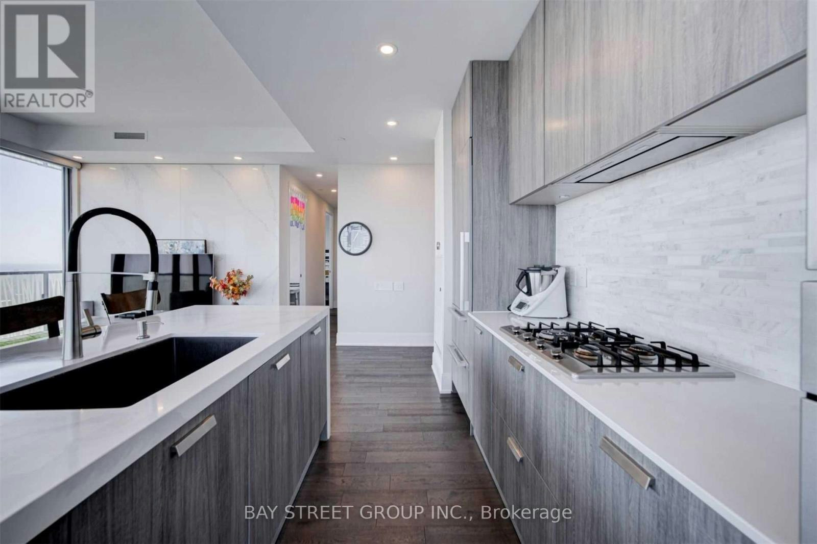 LPH5202-50 Charles Street E, Toronto, ON, M4Y 1T1 - 8