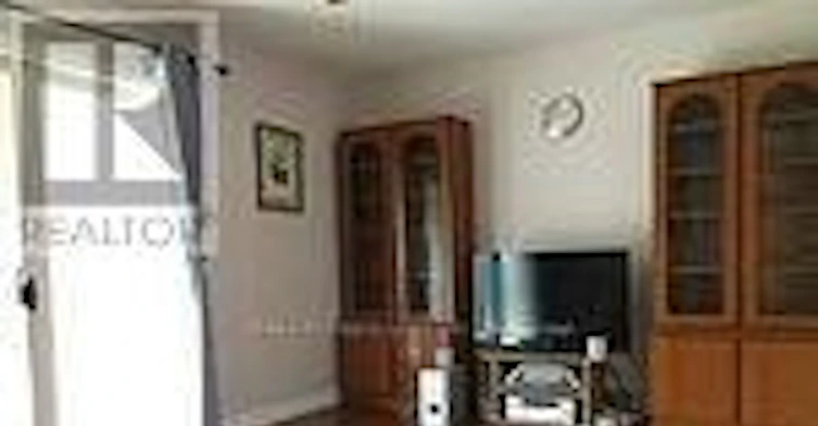 180 Northwood Drive, Toronto, ON, M2M 2K3 - 6