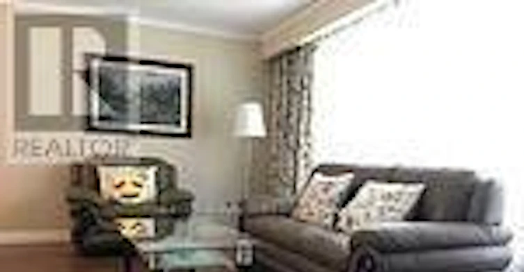 180 Northwood Drive, Toronto, ON, M2M 2K3 - 4