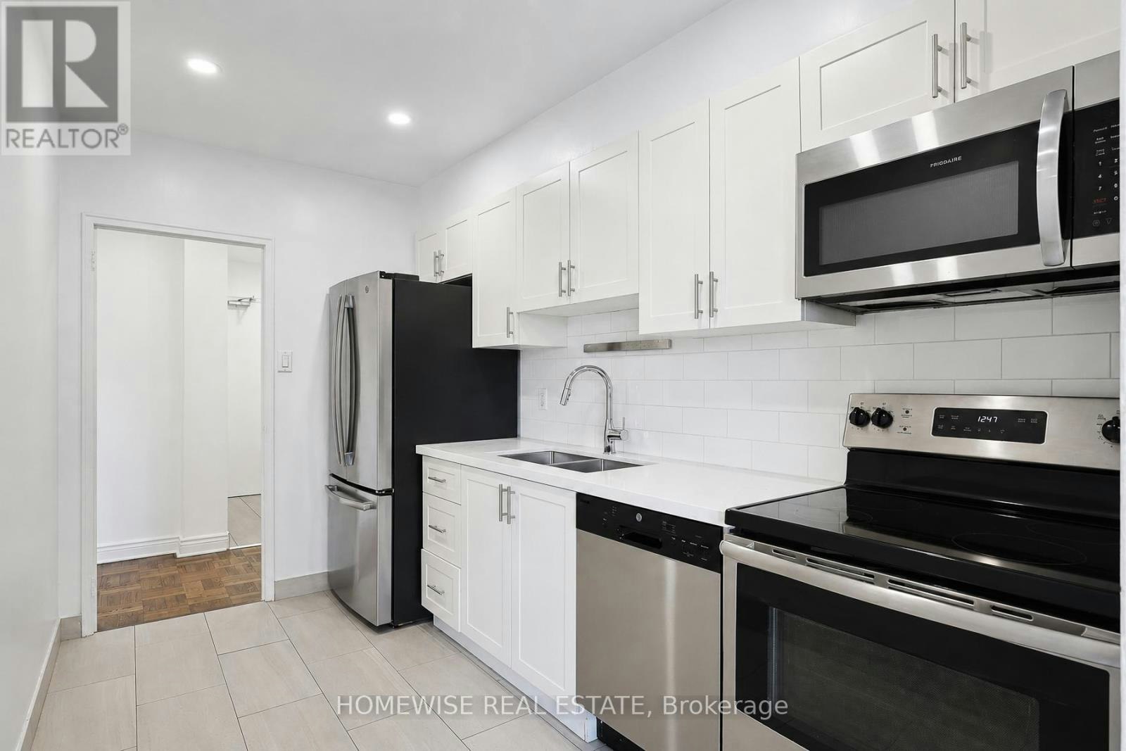 401-2500 Bathurst Street, Toronto, ON, M6B 2Y8 - 8