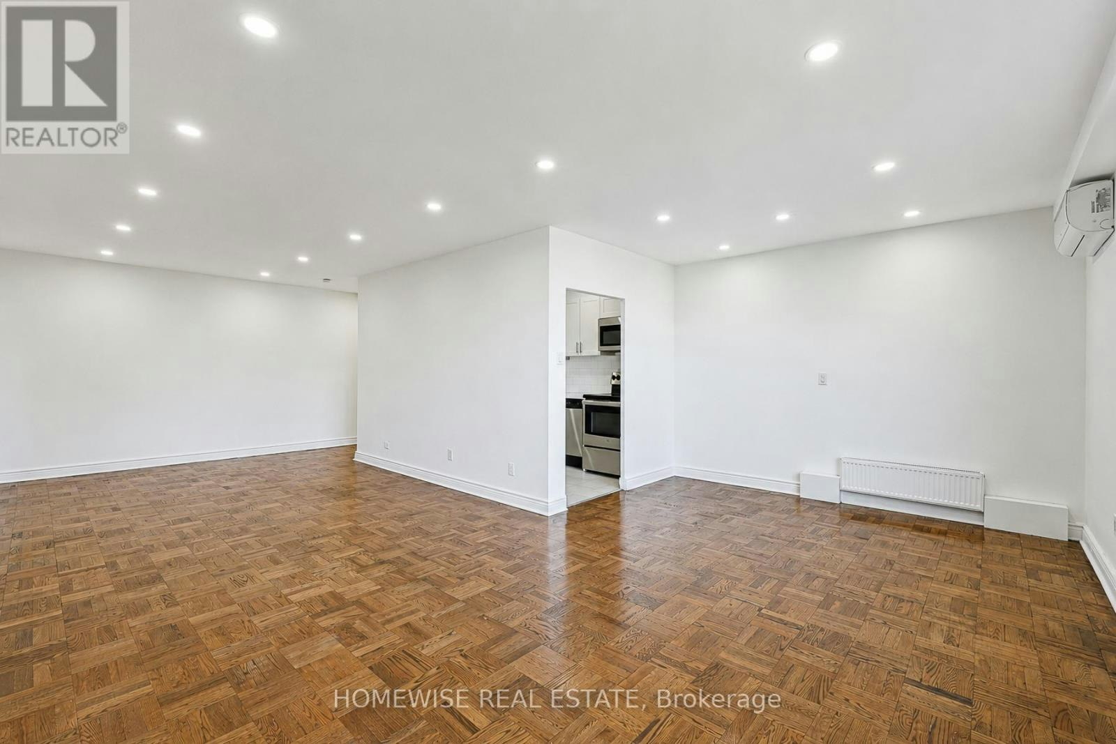 401-2500 Bathurst Street, Toronto, ON, M6B 2Y8 - 11